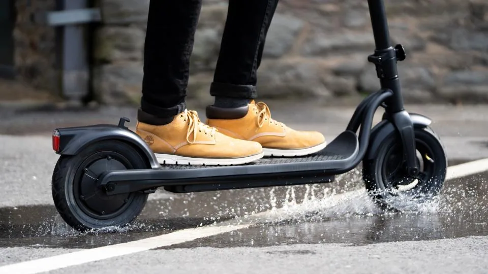 trottinette électrique inoe bloomy ip65