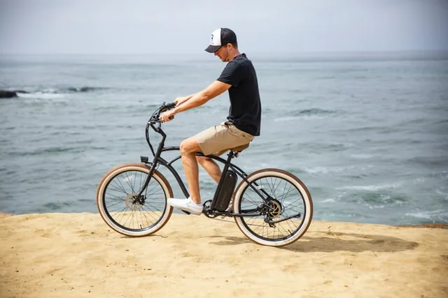 vélo électrique beach cruiser