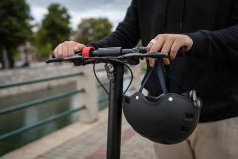 Casque Trottinette Électrique
