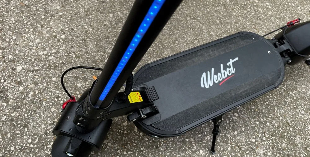 trottinette électrique e-volty leika led potence deck visibilité lumineuse