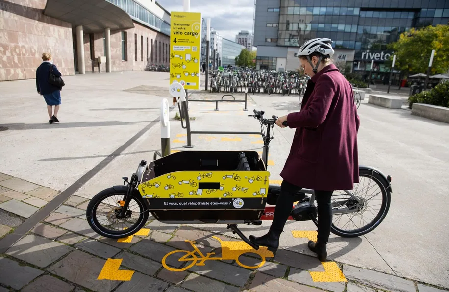 stationnement vélo électrique cargo