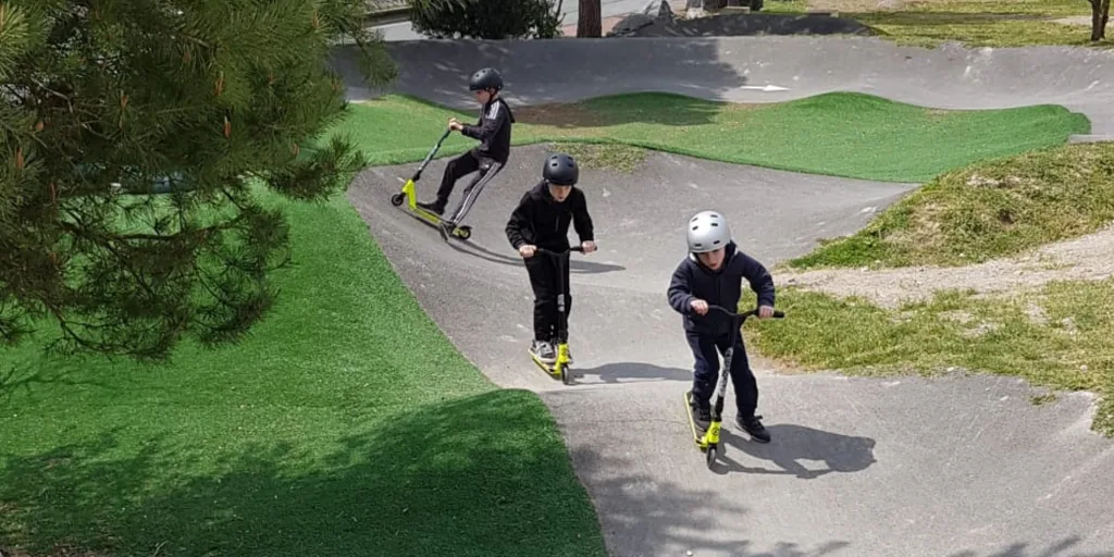 sortie sportive avec trottinette électrique