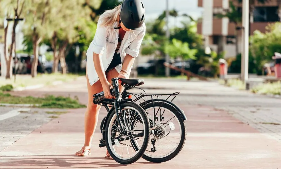 avantages vélo électrique pliant