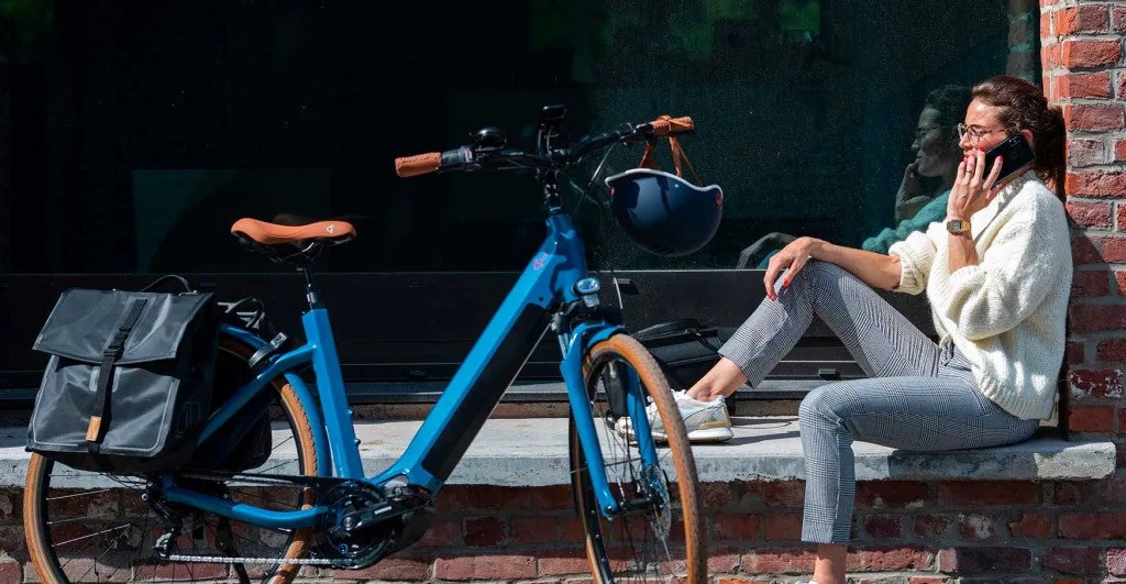 vélo électrique o2feel iswan bleu cobalt moteur shimano central pédalier