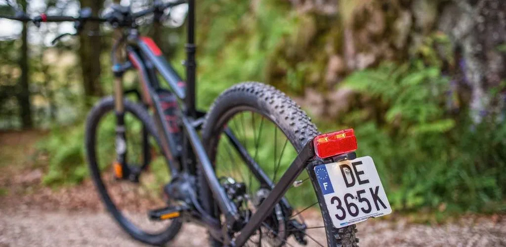 vtt vélo électrique rapide plaque immatriculation