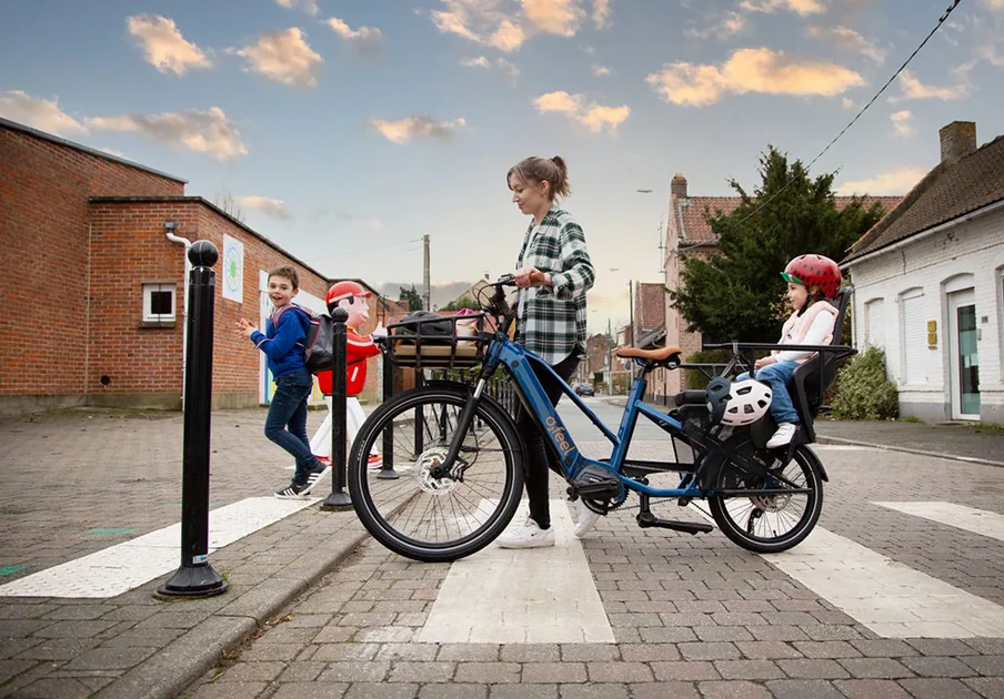 vélo électrique cargo pour la famille