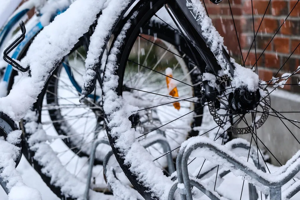 pneus vélo électrique en hiver