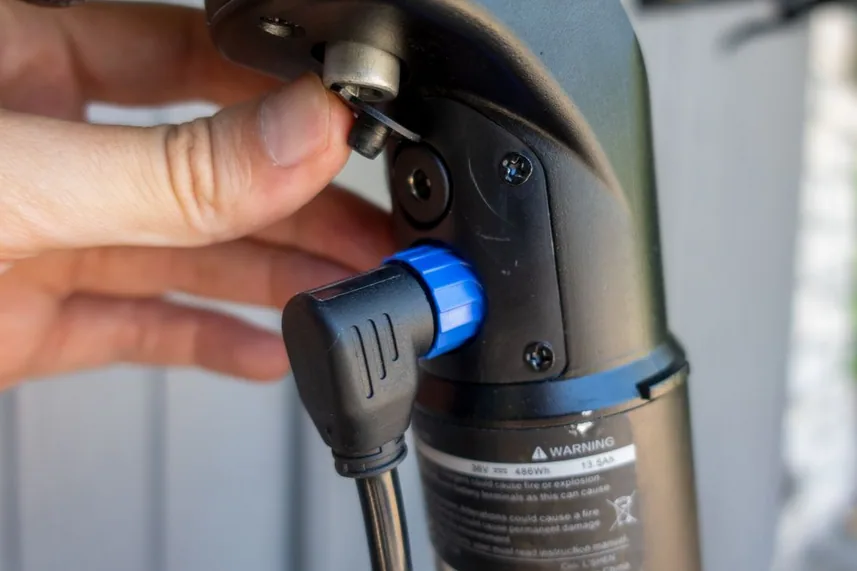 étapes pour plier vélo électrique