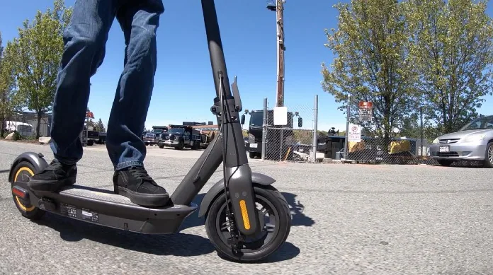 Utilisation trottinette Ninebot rapide