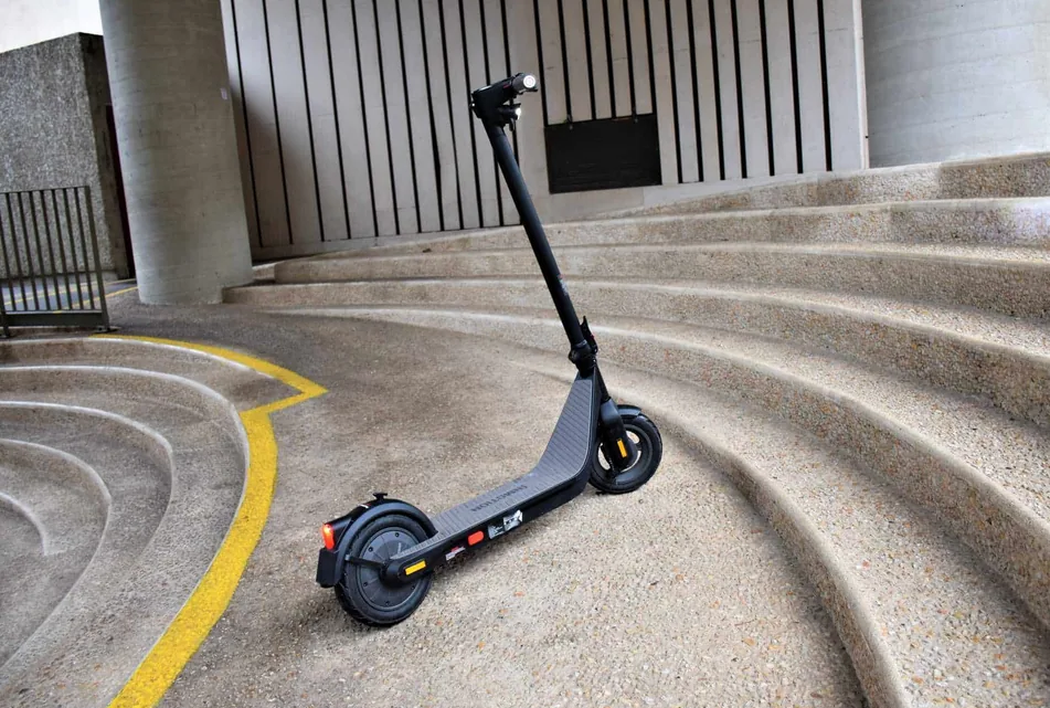 Trottinette électrique Inmotion Air