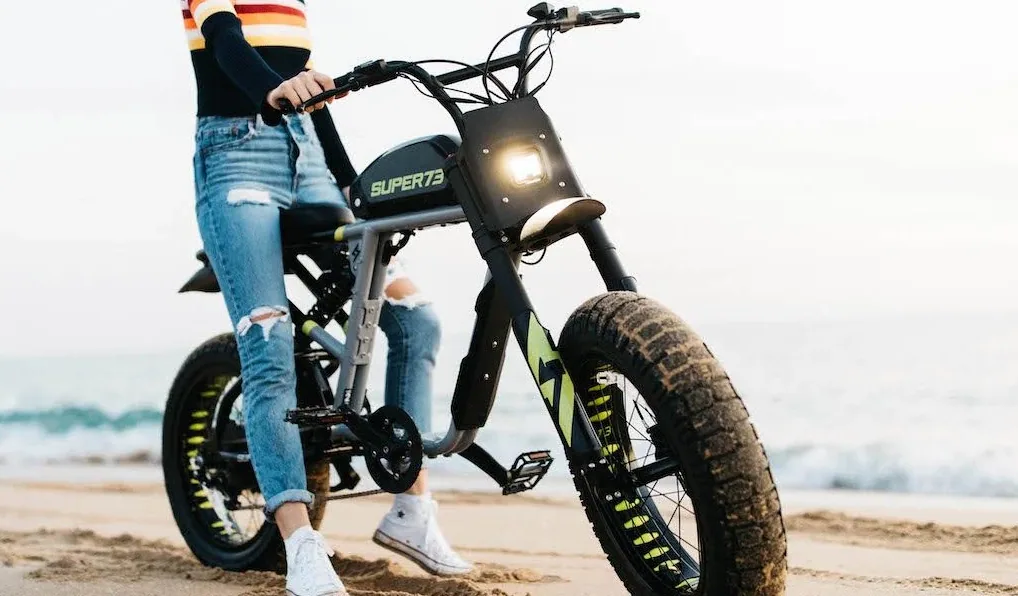 vélo électrique fat bike tout terrain