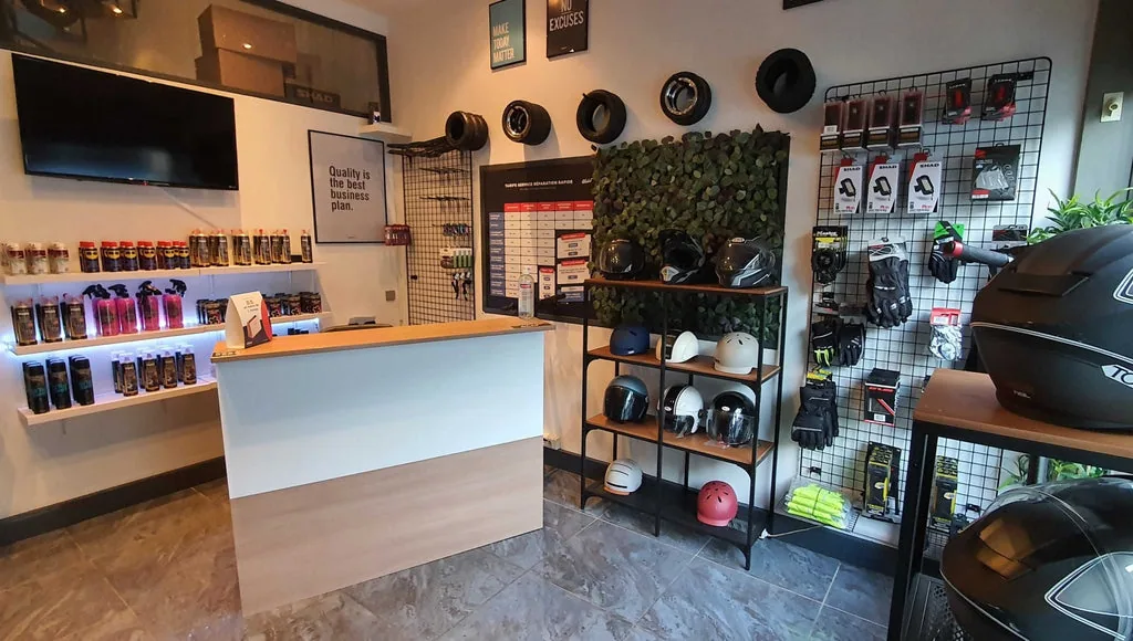magasin réparateur trottinette electrique casque boutique entretien e-volty