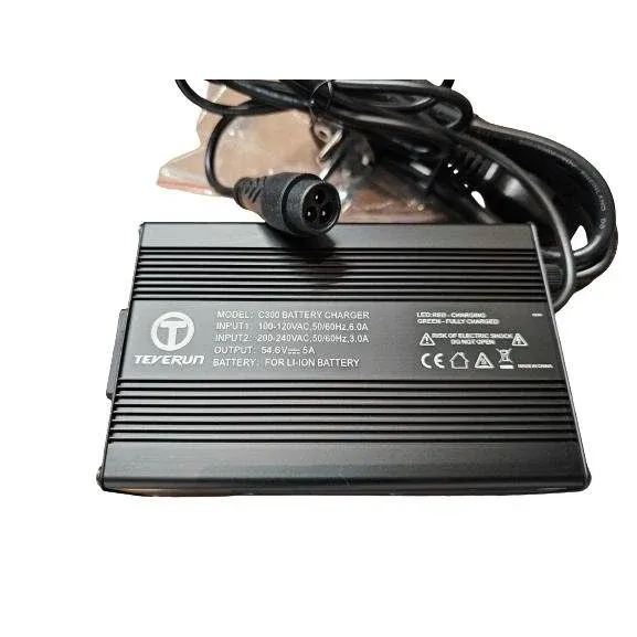 Chargeur Rapide LP16-3 pour Batterie 48V de Trottinette Electrique